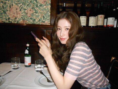 Minatozaki sana page leaked private photo uncensored HD quality