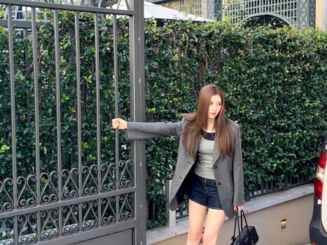 Minatozaki sana page leaked private photo uncensored HD quality