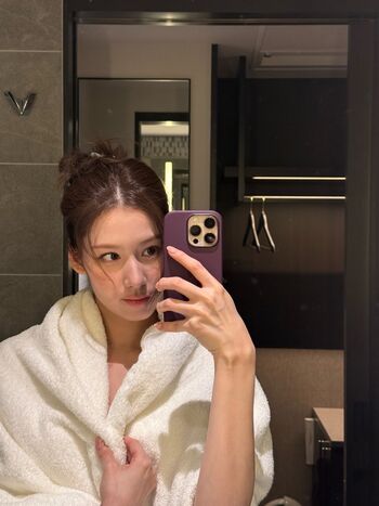 Minatozaki sana page leaked private photo uncensored HD quality