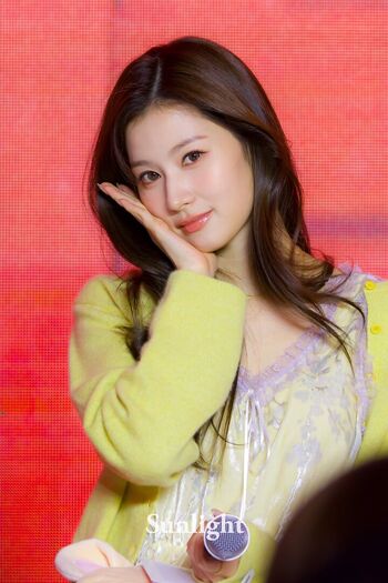 Minatozaki sana leaked private photo uncensored HD quality
