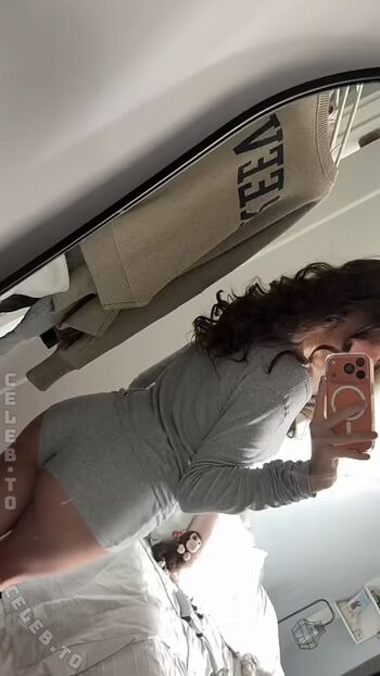 Minicaryn leaked private photo uncensored HD quality