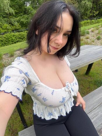 Miniloonaa  page leaked private photo uncensored HD quality