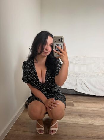 Miniloonaa  page leaked private photo uncensored HD quality
