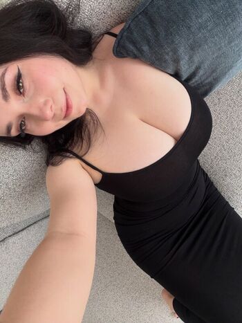 Miniloonaa  page leaked private photo uncensored HD quality