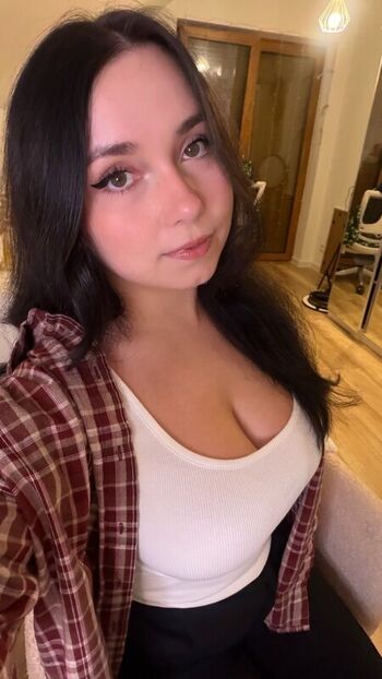 Miniloonaa  page leaked private photo uncensored HD quality