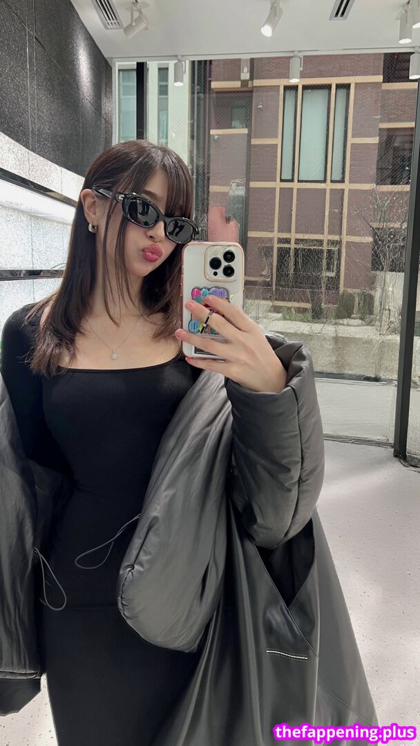 Photos/p/o/pokimane //pokimane  .jpg leaked private photo uncensored HD quality