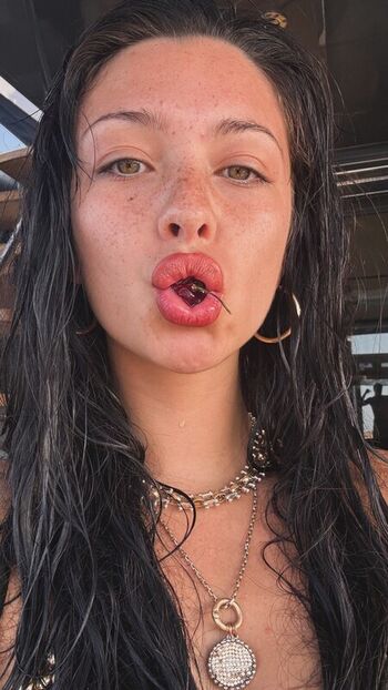 Mishka chantal silva  page leaked private photo uncensored HD quality