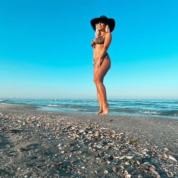 Miss ema devine leaked private photo uncensored HD quality