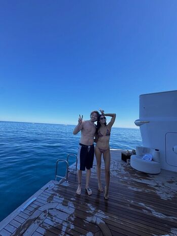 Nina dobrev leaked private photo uncensored HD quality