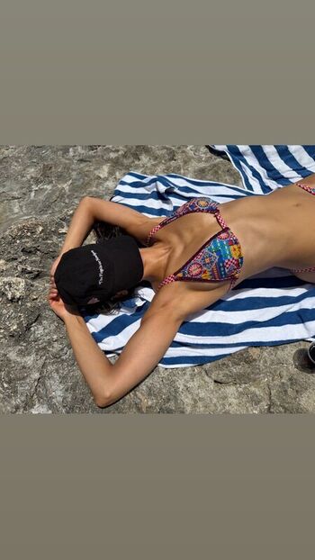Nina dobrev leaked private photo uncensored HD quality