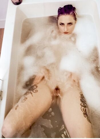 Nina la voix leaked private photo uncensored HD quality