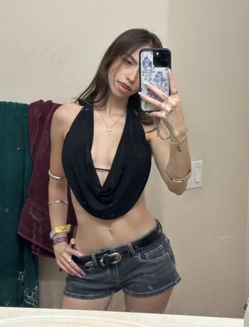 Nnayetakk  page leaked private photo uncensored HD quality