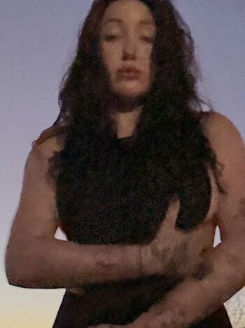 Noah cyrus page leaked private photo uncensored HD quality