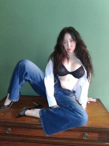 Noah cyrus page leaked private photo uncensored HD quality