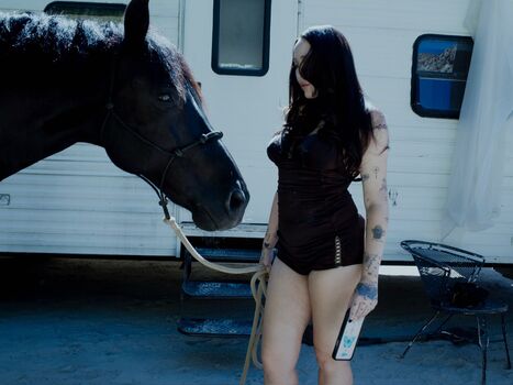 Noah cyrus page leaked private photo uncensored HD quality