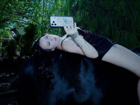 Noah cyrus page leaked private photo uncensored HD quality