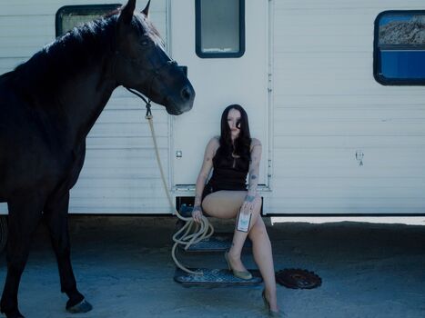 Noah cyrus page leaked private photo uncensored HD quality