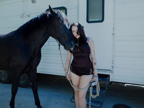 Noah cyrus page leaked private photo uncensored HD quality