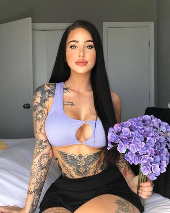 Noemi bazinet leaked private photo uncensored HD quality