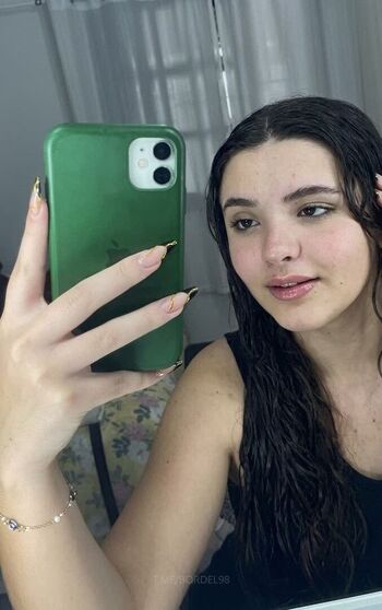 Novinhas peitudas leaked private photo uncensored HD quality