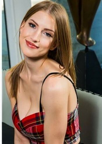 Octavia red page leaked private photo uncensored HD quality