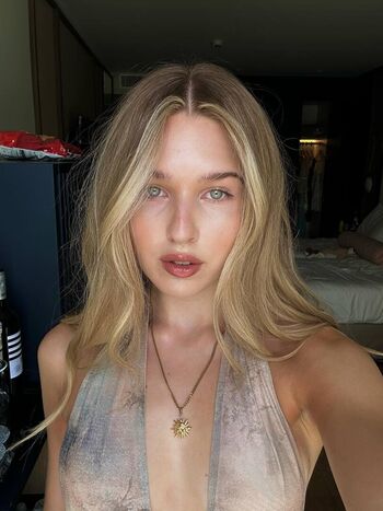 Olivia ashley leaked private photo uncensored HD quality