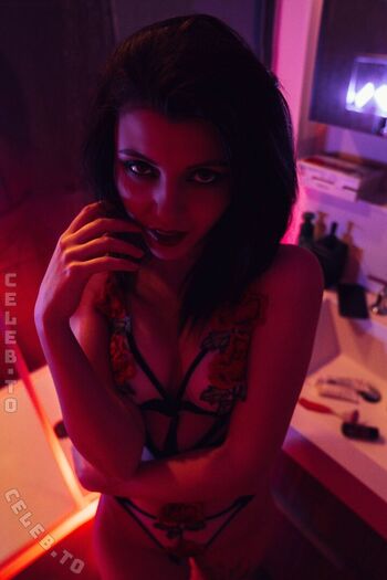 Olyashaa leaked private photo uncensored HD quality