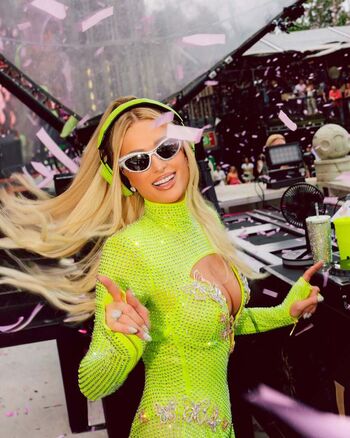 Paris hilton leaked private photo uncensored HD quality
