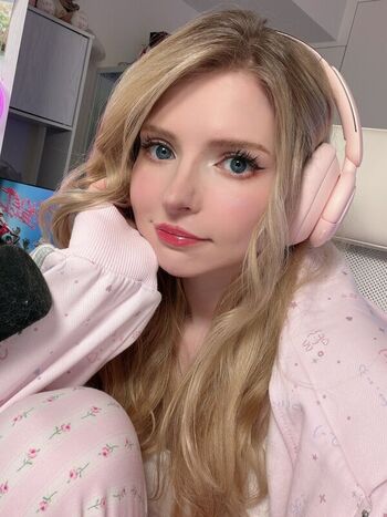 Peachmilky  page leaked private photo uncensored HD quality