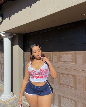 Phobbicclwethu leaked private photo uncensored HD quality