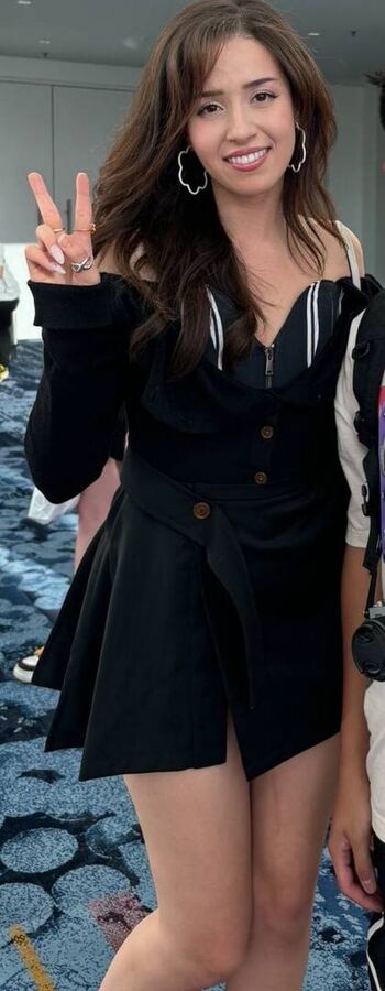 Pokimane  page leaked private photo uncensored HD quality