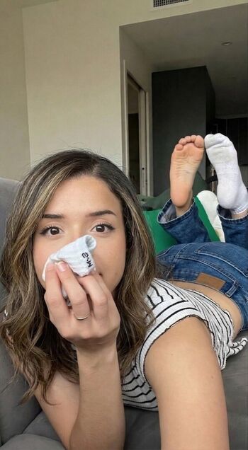 Pokimane  page leaked private photo uncensored HD quality