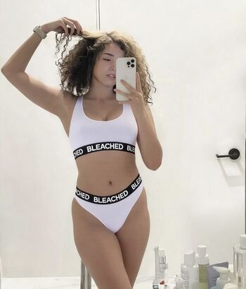 Pokimane  page leaked private photo uncensored HD quality