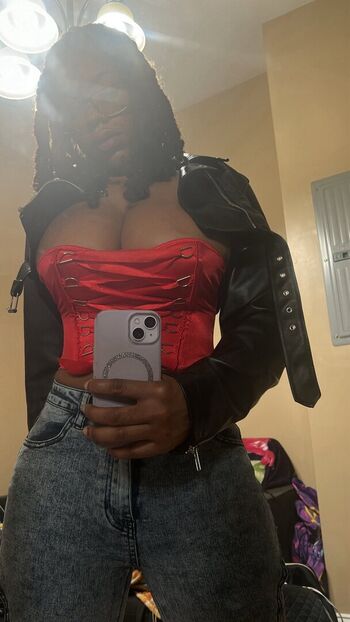 Pretty yunique leaked private photo uncensored HD quality