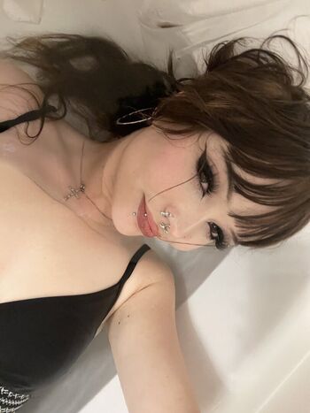 Quinn queen leaked private photo uncensored HD quality