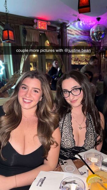Qveenjulia  page leaked private photo uncensored HD quality