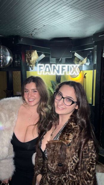 Qveenjulia  page leaked private photo uncensored HD quality