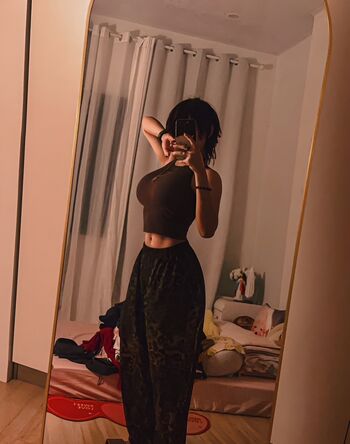 R  page leaked private photo uncensored HD quality