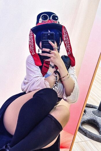 R  page leaked private photo uncensored HD quality