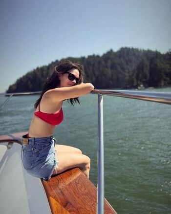 Rachel bilson leaked private photo uncensored HD quality