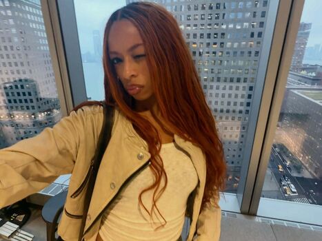 Ravyn lenae page leaked private photo uncensored HD quality