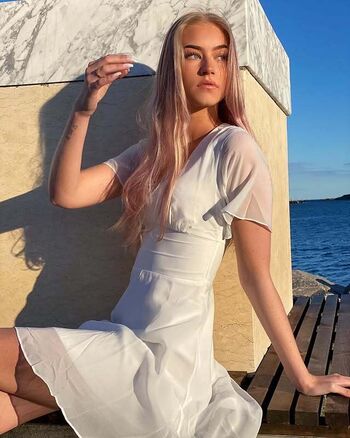 Rebecca pleym page leaked private photo uncensored HD quality