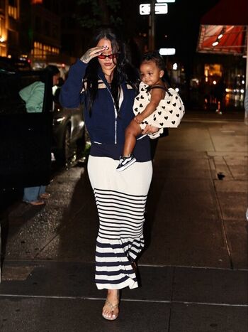 Rihanna leaked private photo uncensored HD quality