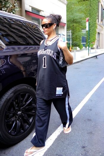 Rihanna leaked private photo uncensored HD quality