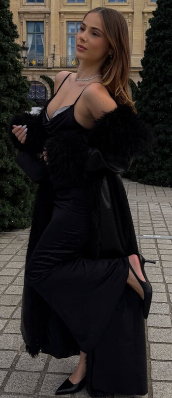 Romane bertrand leaked private photo uncensored HD quality