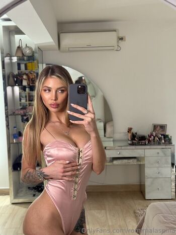 Romina malaspina  page leaked private photo uncensored HD quality