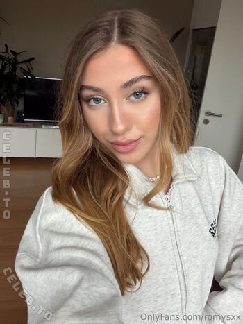 Romyxxs leaked private photo uncensored HD quality