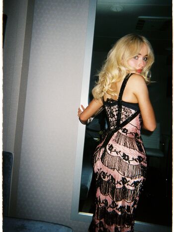 Sabrina carpenter  page leaked private photo uncensored HD quality
