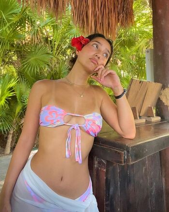 Sabrina pezeshkian leaked private photo uncensored HD quality
