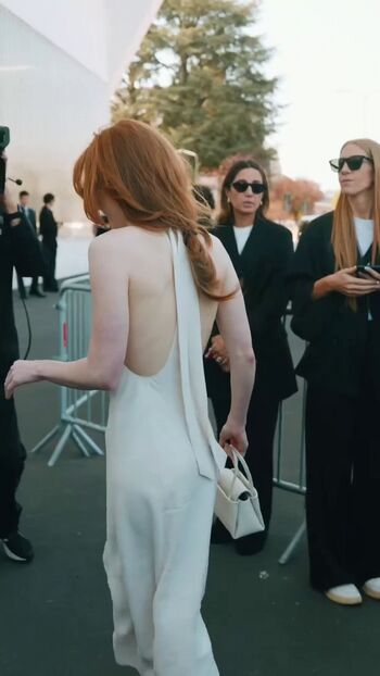 Sadie sink page leaked private photo uncensored HD quality